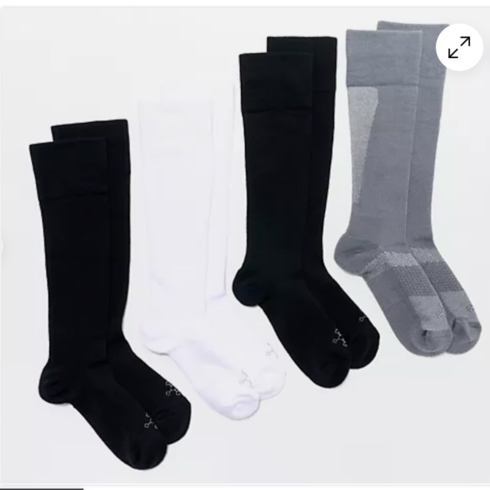 Tommie Copper Set of 4 Ultra Temp & Ultraguard OTC Socks, Basic  NWT.